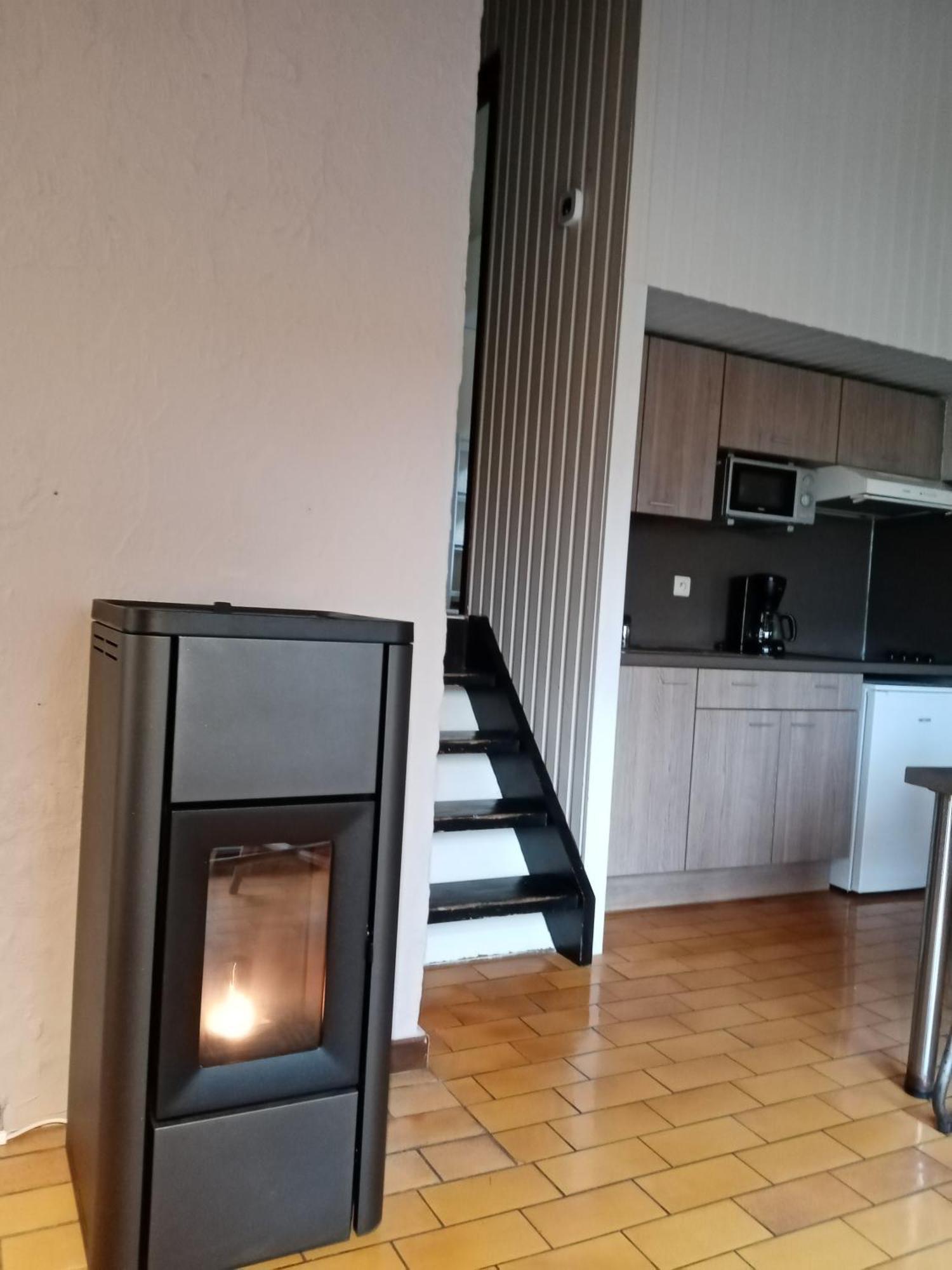 Le Repaire Des Renards Vallee De Rabais Virton Extérieur photo